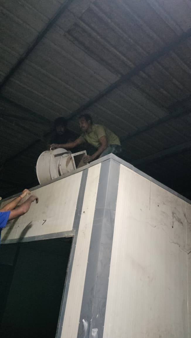 warehouse moving work